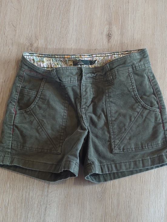Prana Pants - Prana Olive Green Women’s Cargo-Style Shorts